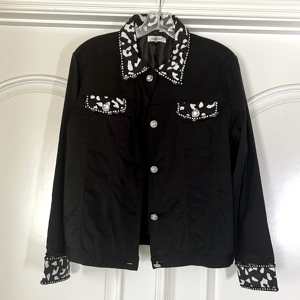 Black Western rhinestone woman’s jacket. Size L - Picture 3 of 12